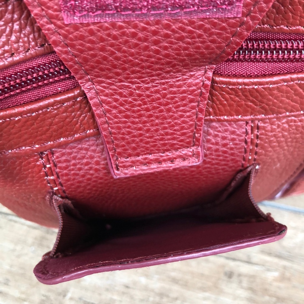 Leather Multipocket Crossbody - Picture 5 of 11